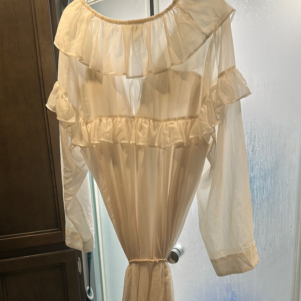 H&M Cream Ruffled Babydoll Dress with Bishop Sleeves - Picture 4 of 5